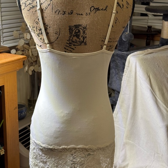 WHBM cream colored, lace lined nighty. Adjustable spaghetti straps. Size Small. - Picture 7 of 16